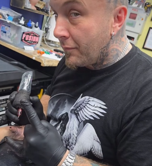 Community Warned About Sean Holmes’ Predatory Behavior